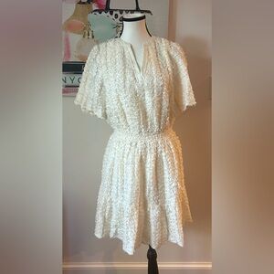VOY Cream 3D Appliqué Dress